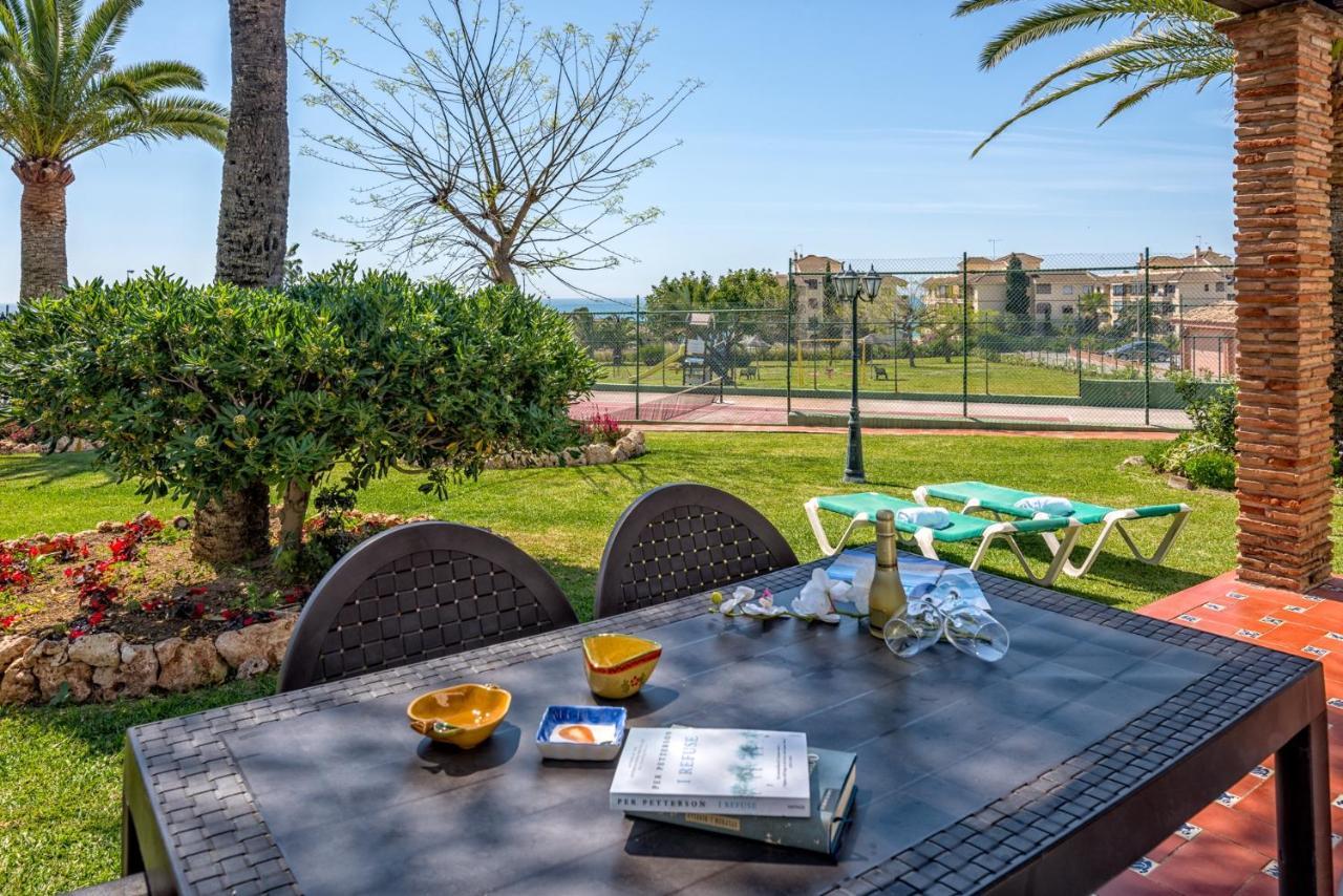 הוילה מיחאס Bungalow Sea View, Pool, Tennis, Beach 5Min Walk מראה חיצוני תמונה