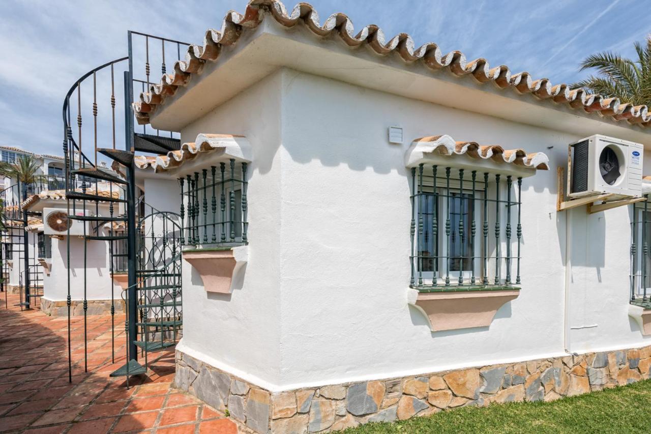 הוילה מיחאס Bungalow Sea View, Pool, Tennis, Beach 5Min Walk מראה חיצוני תמונה